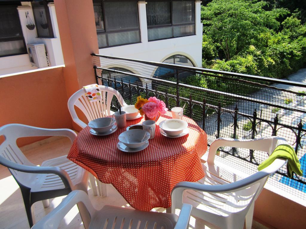 Varvara Studios & Apartments I Peroulades  Rom bilde