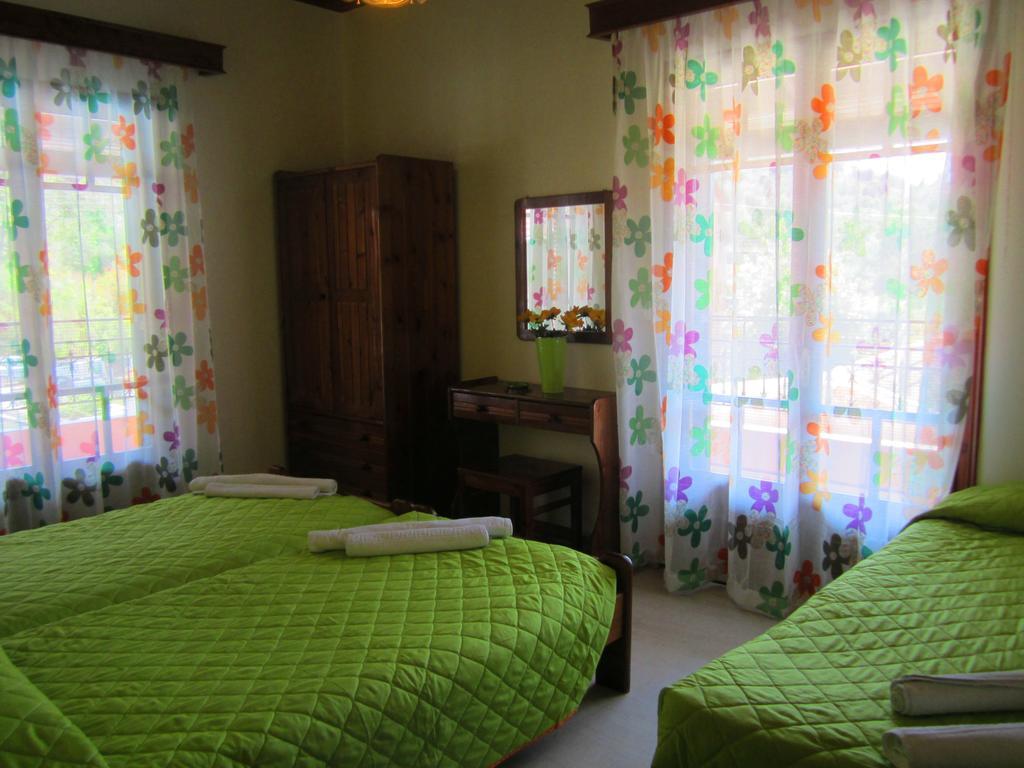 Varvara Studios & Apartments I Peroulades  Rom bilde